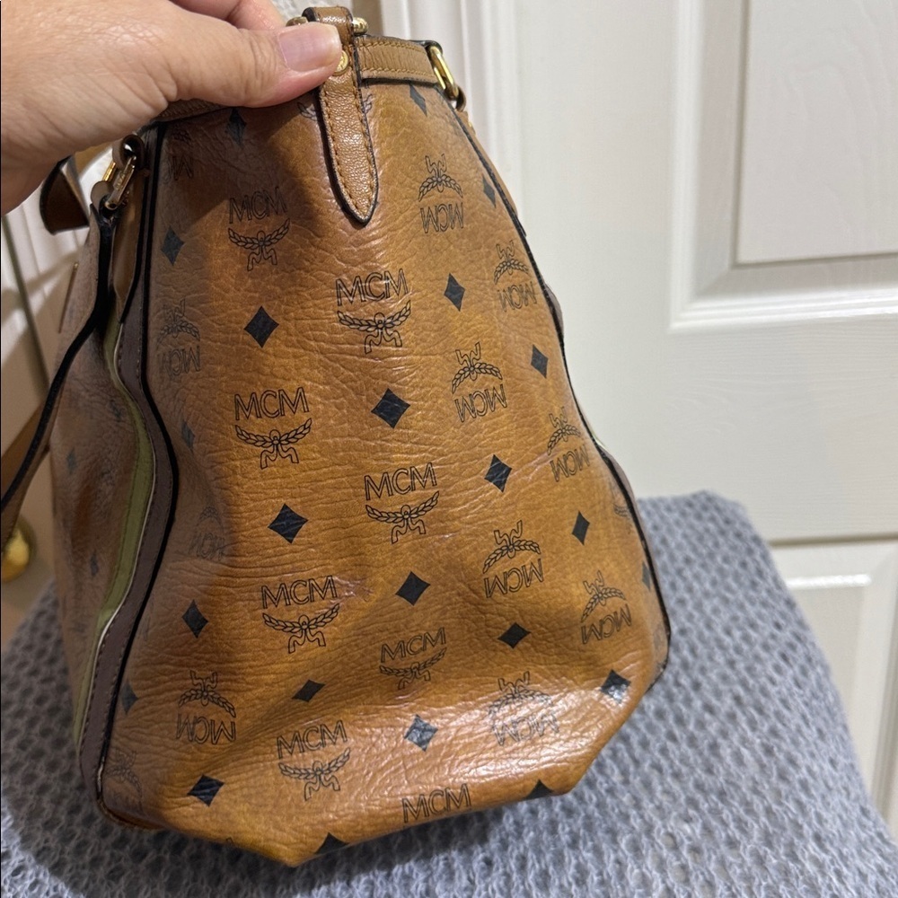 MCM Tan and Olive Tote Bag - Picture 6 of 10